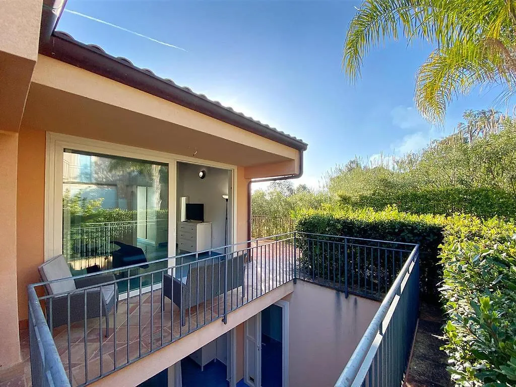 Grand Bleu Magara Apartment Cefalu Italy